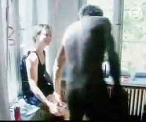 Kadınlar bulundu ve bakire bozma video izle yardım