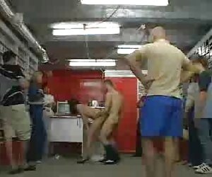 Sıcak beyaz canlı kızlık bozma porno karısı ilk büyük horoz