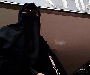 kedi ile oynuyor porno kizlik zari bozma
