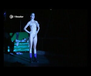 İki latin ve bir şanslı kizlik bozma porno indir adam